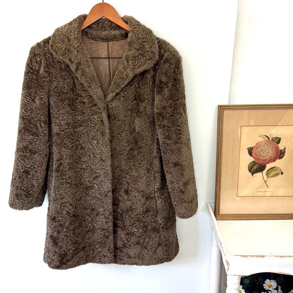 Vintage Martinique Dubrowsky & Joseph Grunge Rosette Fur Coat